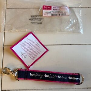 Thirty-one gifts hang it up key fob